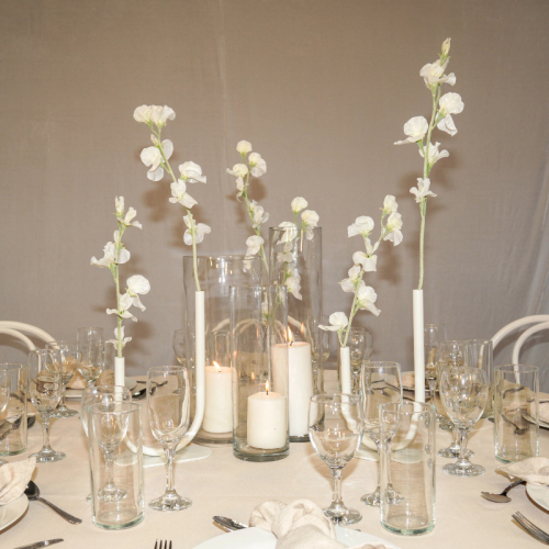 close up fake white sweet pea flowers