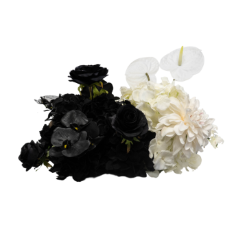 Monochrome Muse Floral Centrepiece