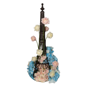 paris table floral centrepiece