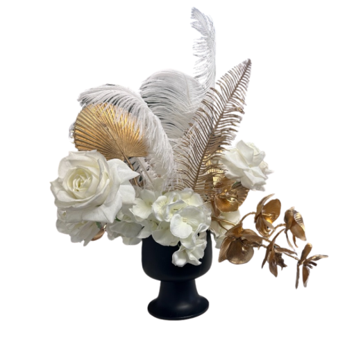 ivory luxe floral centrepiece